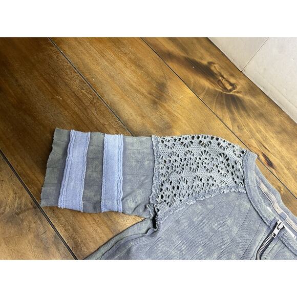 Free People Sun Glow Top Quarter Zip Lace Shoulder Relaxed Top Retro XS - Picture 4 of 10